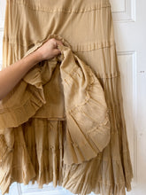 Vintage Beige Tiered Maxi Skirt|Size M/L