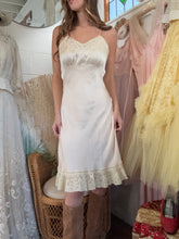 Vintage 30’s pale pink silk slip dress | medium