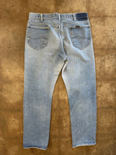 Vintage Lee Light-Wash Jeans|Waist 33”