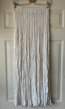 Vintage White Textured Maxi Skirt|Medium