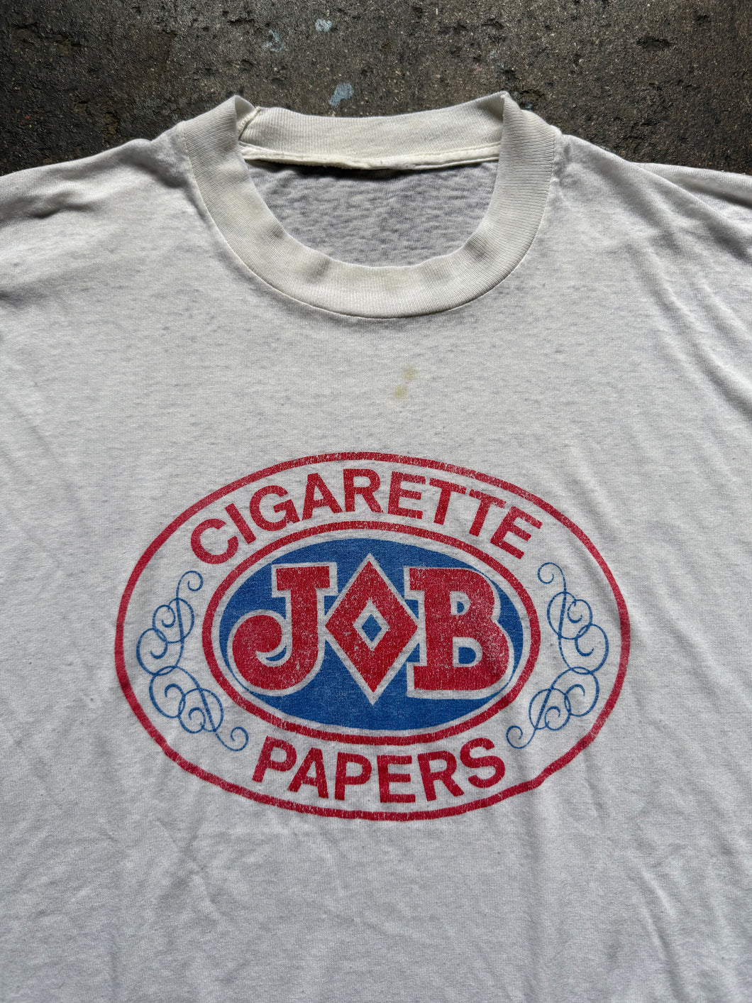 Vintage JOB threadbare tee | XL
