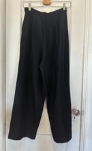 Vintage Black Wide Leg Trousers High Waisted Pleated Pants|Waist 26”