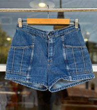 70’s dark wash denim shorts