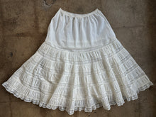 Vintage White Tiered Lace
Petticoat Slip Skirt|M