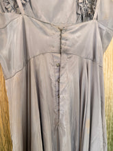 Rare! 30’s 40’s Lavender Net Lace Gown | xxs