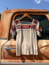 30’s Sheer Embroidered Peasant Blouse | xs