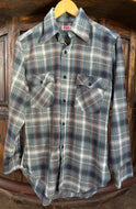 Vintage Levi’s Plaid Button Up Shirt|Medium