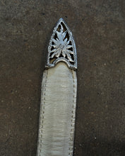 Vintage Cream Leather Western Ranger Belt with Engraved Silver Hardware