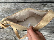 90’s Fossil metallic gold shoulder bag with gold tone hardware