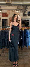 2002 Victoria’s Secret Black Silk Rose Embroidered Maxi Slip | M
