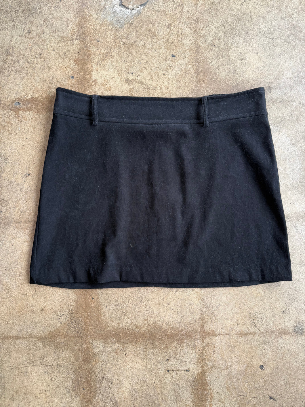 90’s XoXo Black mini skirt | M