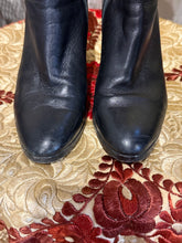 Vintage Grigiarancio black leather heeled ankle boots | 38