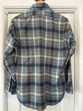 Vintage Levi’s Plaid Button Up Shirt|Medium