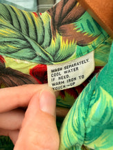 Vintage 60’s Rayon Hawaiian Shirt | Medium