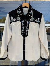 Vintage Wrangler Two-Toned Western Embroidered Pearl Snap Shirt|Medium