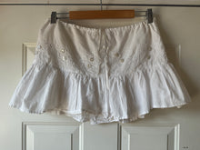 Vintage 90’s White Cotton Ruffle Mini Skirt|Medium