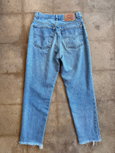 Vintage High Waist 512 Levis | tag size 9