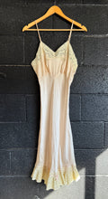 Vintage 30’s pale pink silk slip dress | medium