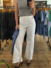 Vintage White Denim High-Waisted Wide Leg Pants|28”