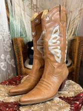 Vintage Nine West Butterfly Cowboy Boots | Women’s 8