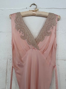 1930’s rose silk bias cut slip gown | sm/m