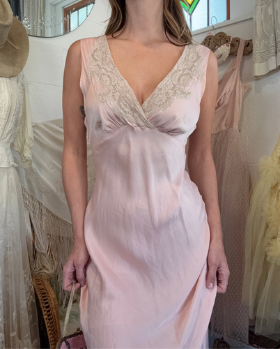 1930’s rose silk bias cut slip gown | sm/m