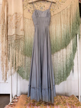 Rare! 30’s 40’s Lavender Net Lace Gown | xxs
