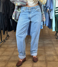 Vintage Levi’s 550 relaxed fit tapered leg jeans
