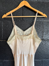 Vintage 30’s pale pink silk slip dress | medium