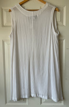 Vintage 90s Plissé Textured Button-Front Tunic Shirt in White|Large