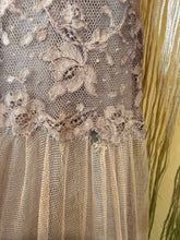 Rare! 30’s 40’s Lavender Net Lace Gown | xxs