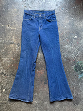 Vintage Levi’s 684 dark wash bell bottoms | tag size 30x36