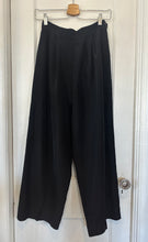 Vintage Black Wide Leg Trousers High Waisted Pleated Pants|Waist 26”