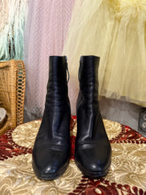 Vintage Grigiarancio black leather heeled ankle boots | 38