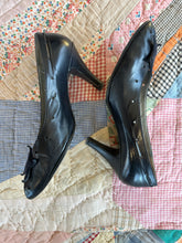 Vintage leather peep-toe star heels|8.5