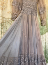 Rare! 30’s 40’s Lavender Net Lace Gown | xxs