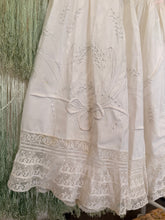 Antique Edwardian Layered lace embroidered petticoat skirt | xs