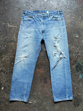 Vintage Levi’s 505 distressed jeans | measures 37"x 29"