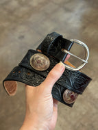 Vintage 90’s Western Black Leather Tooled Concho Belt
