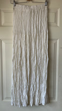 Vintage White Textured Maxi Skirt|Medium