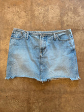 Vintage Y2K Denim Mini Skirt | Size 32